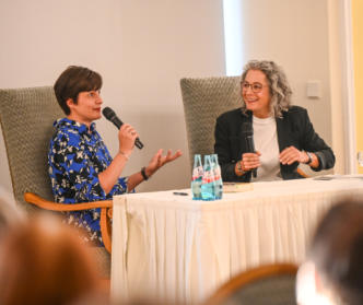 Lesung Anne Stern I Wiesbaden liest im Sommer 2025